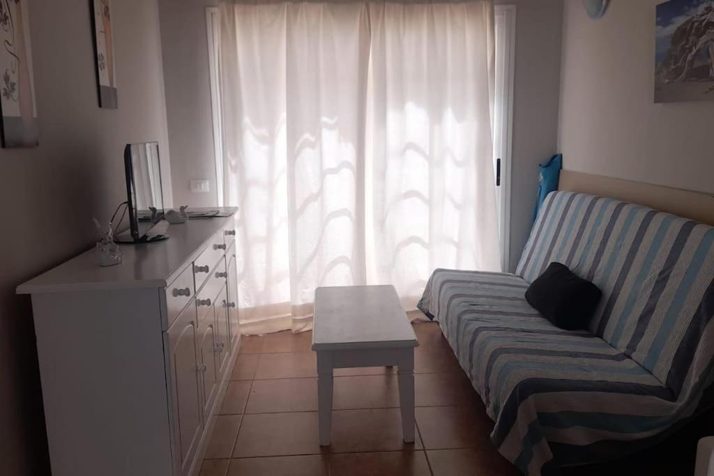 Alojamientos Vistas Eden 68 Caleta De Fuste Εξωτερικό φωτογραφία